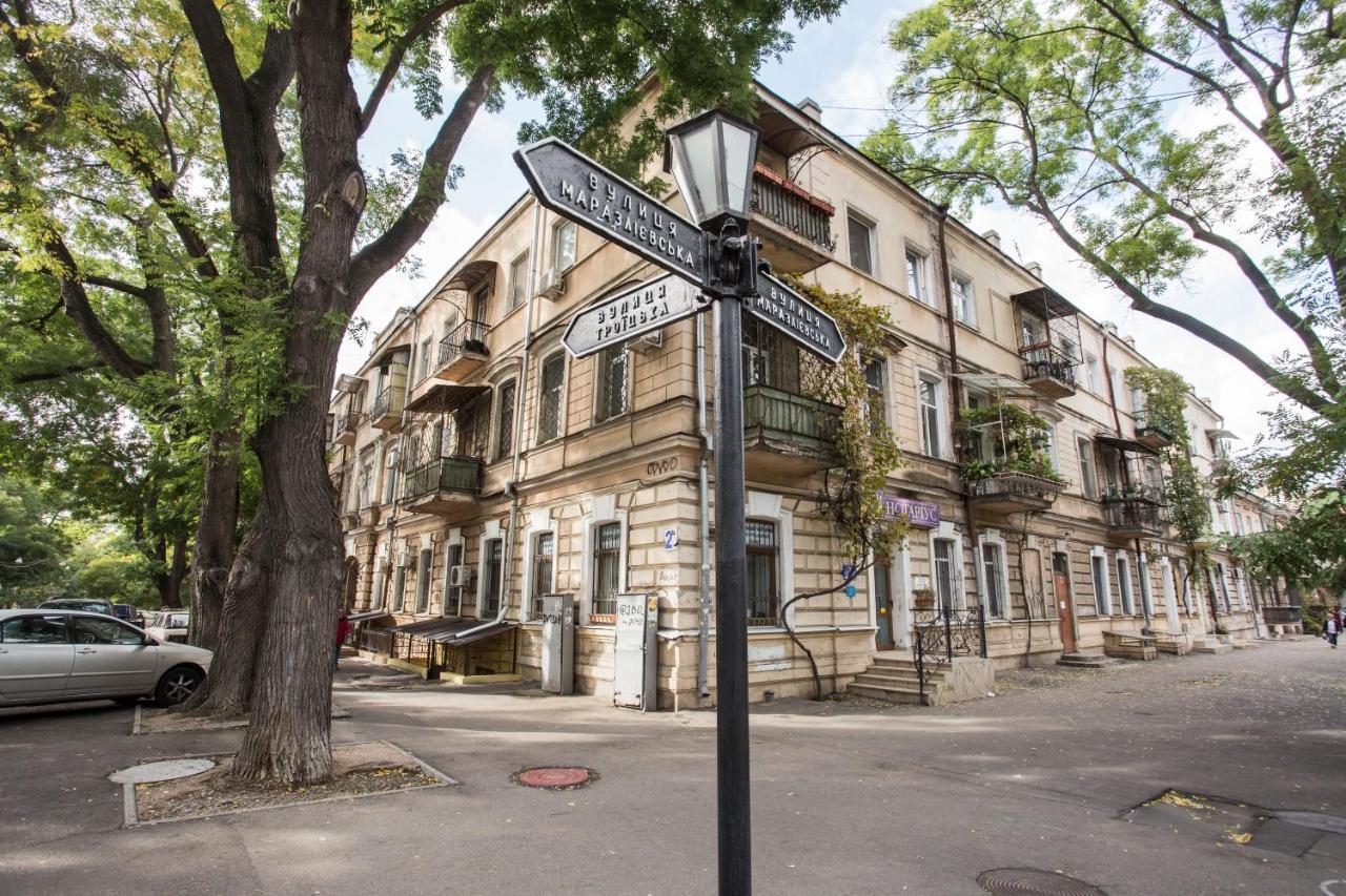 Apartments Opposite Shevchenko Park Odessa Zewnętrze zdjęcie
